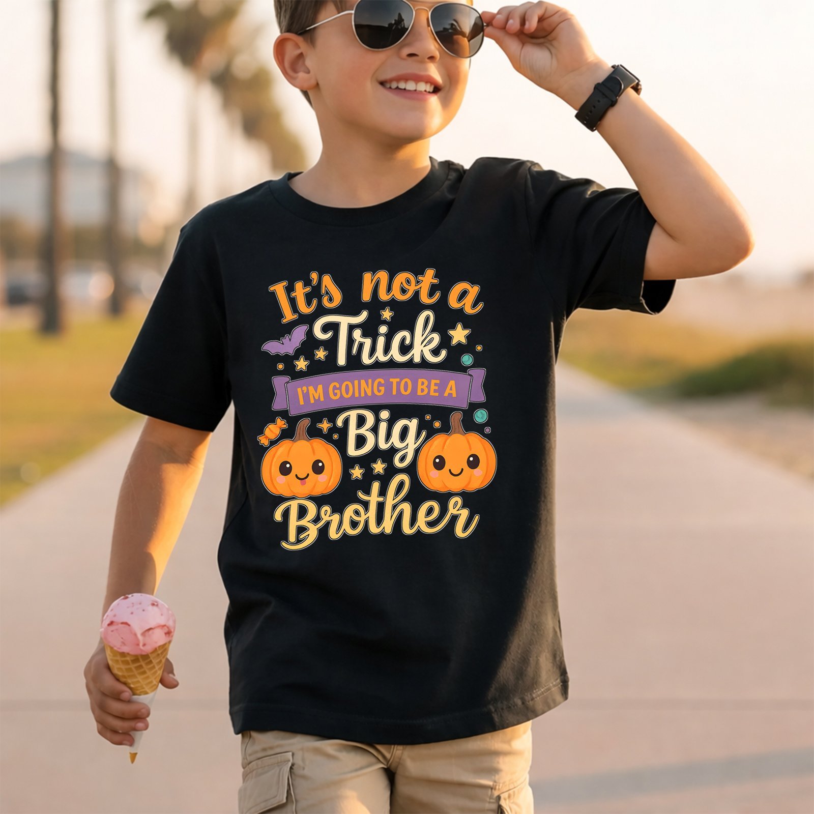 It's Not a Trick I'm Going to Be a Big Brother Smiling Pumpkins T-Shirt